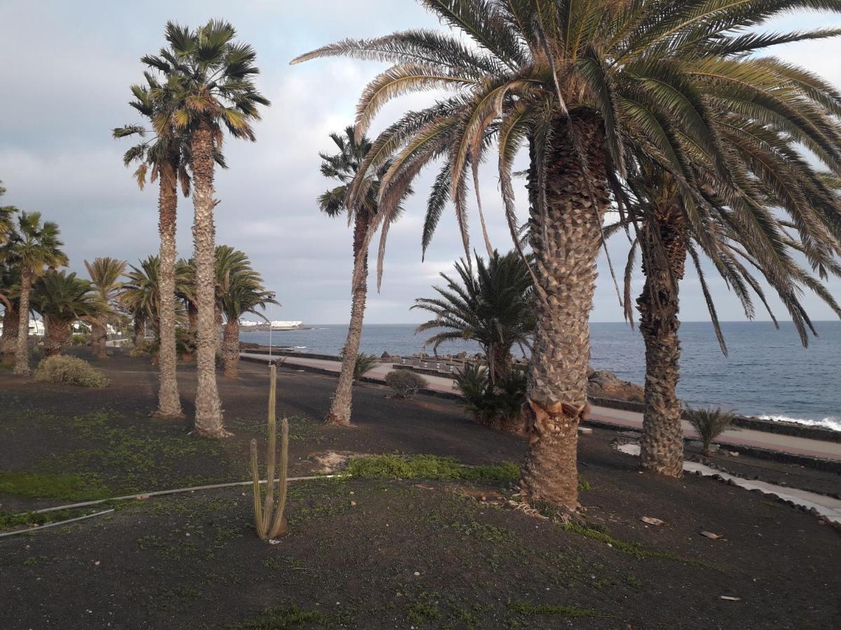 Luxury Apartamento Luz De Mar Complejo Playa Roca Costa Teguise Extérieur photo
